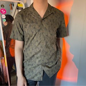 Banana Republic Shirt with Leaf Pattern